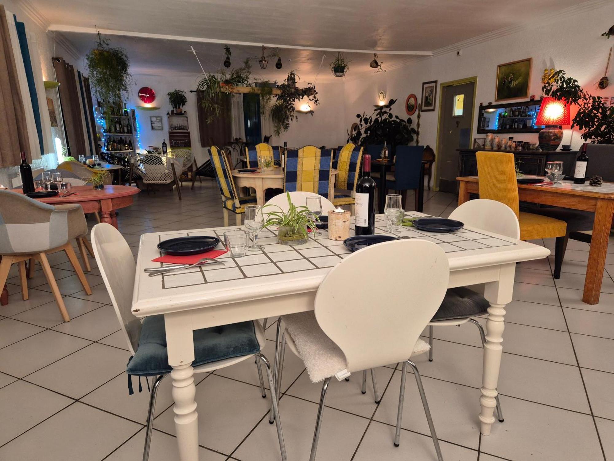 Bel Hotel Restaurant La Gentilhommiere Trèbes 外观 照片