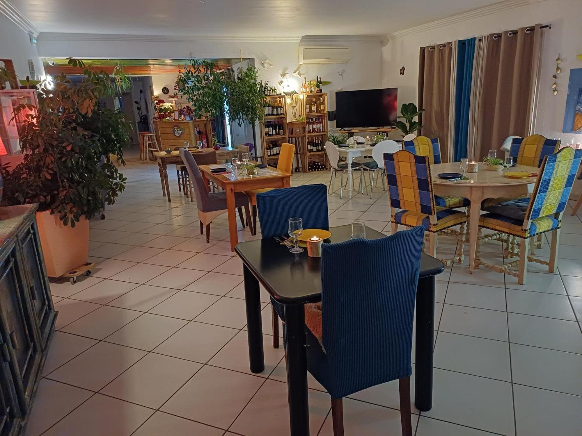 Bel Hotel Restaurant La Gentilhommiere Trèbes 外观 照片